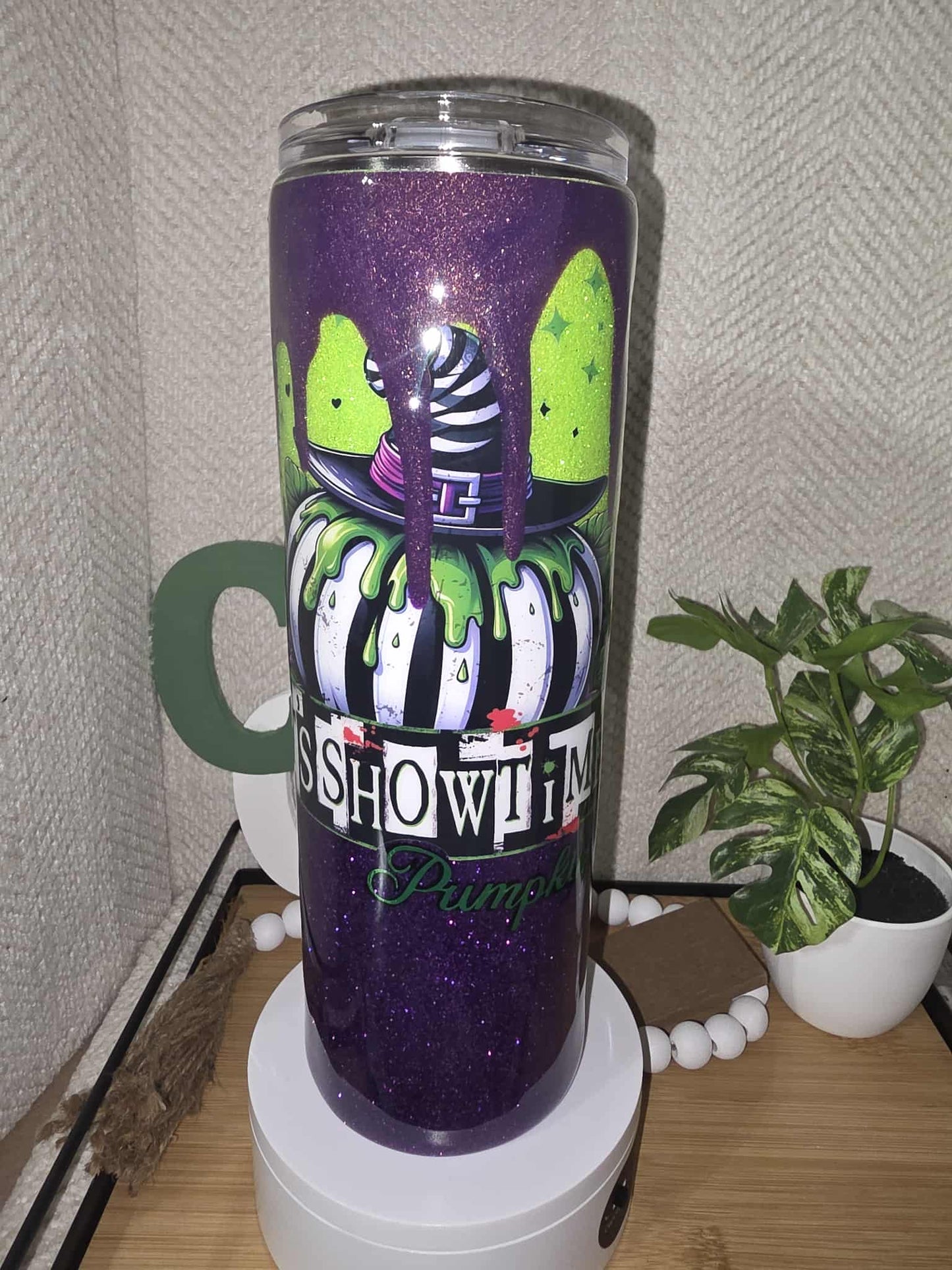 106 It’s Show Time 30oz SK Handle