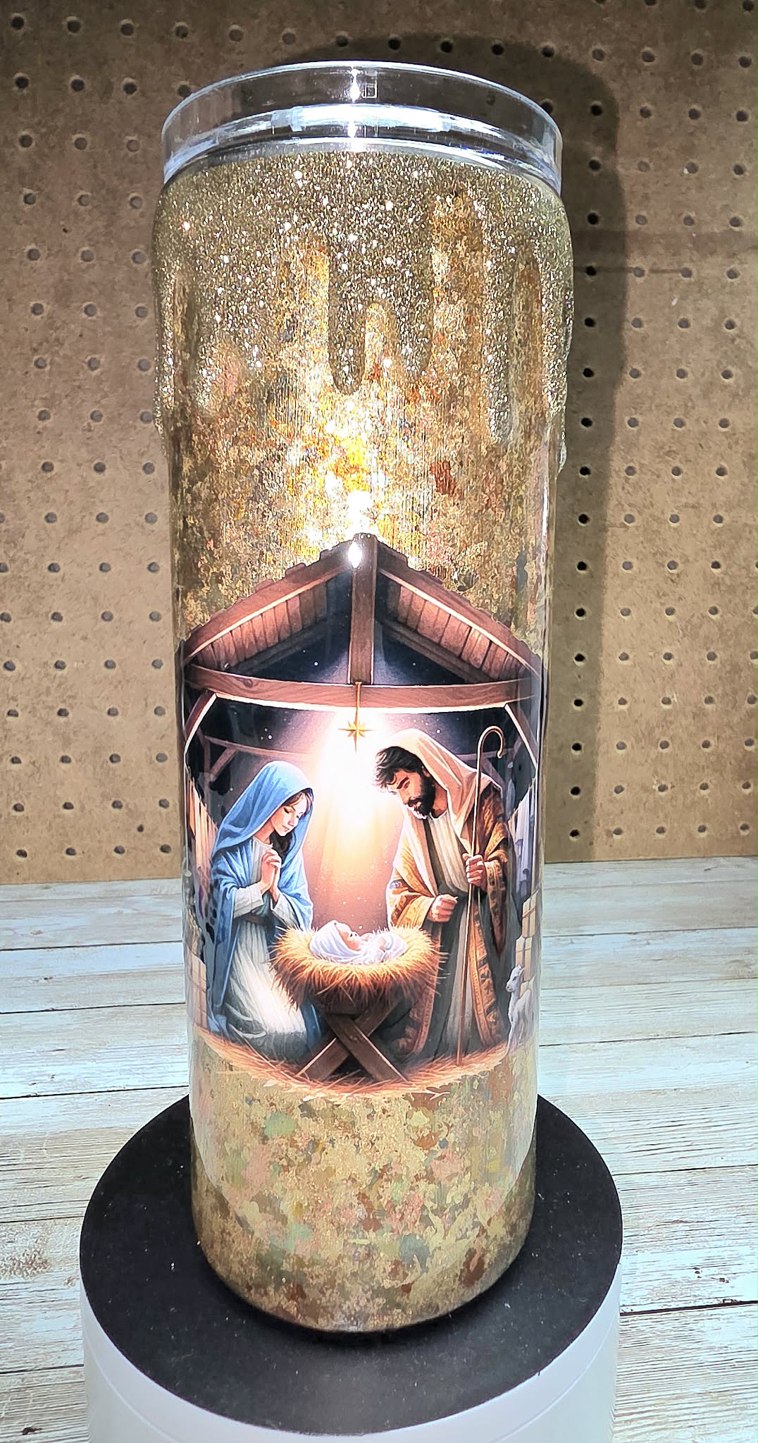 #124 Manger 20oz Handle