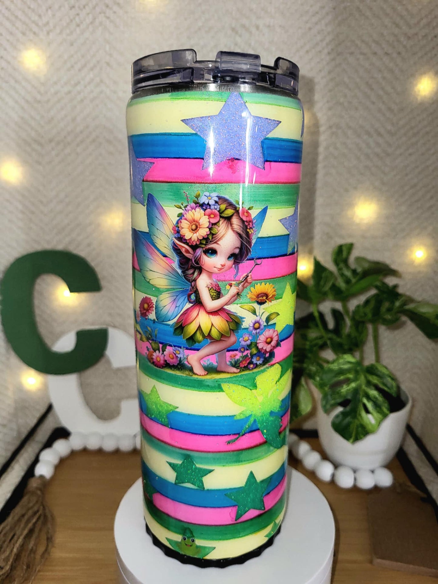 83 Fairly Peekaboo-20oz Strawbler